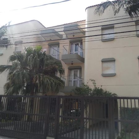 Otimo Custo Beneficio 400M Da Praia 과루자 외부 사진
